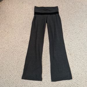 GapFit flare leg ankle length yoga pants XS